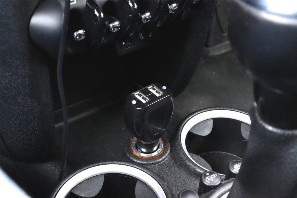 Streetwize Double USB Socket