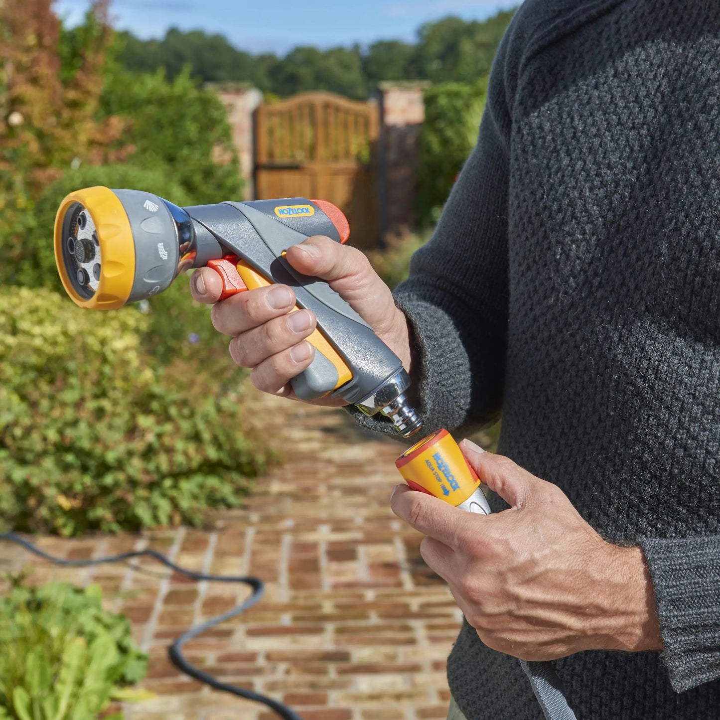 Hozelock Multi Spray Pro Gun & Plus Fittings Set Display Unit of 30