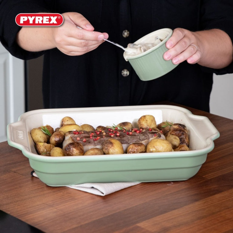 Pyrex Rectangular Roaster Green Sage