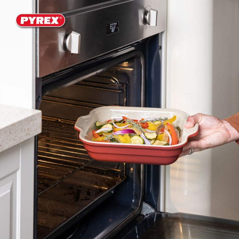 Pyrex Square Roaster Red Blush 27 x 23cm