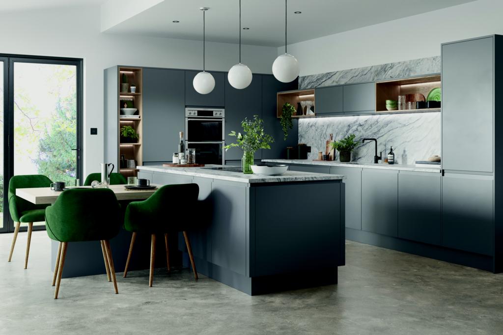 Chippendale In-Line Painted Kitchen 11 Piece Layout Example