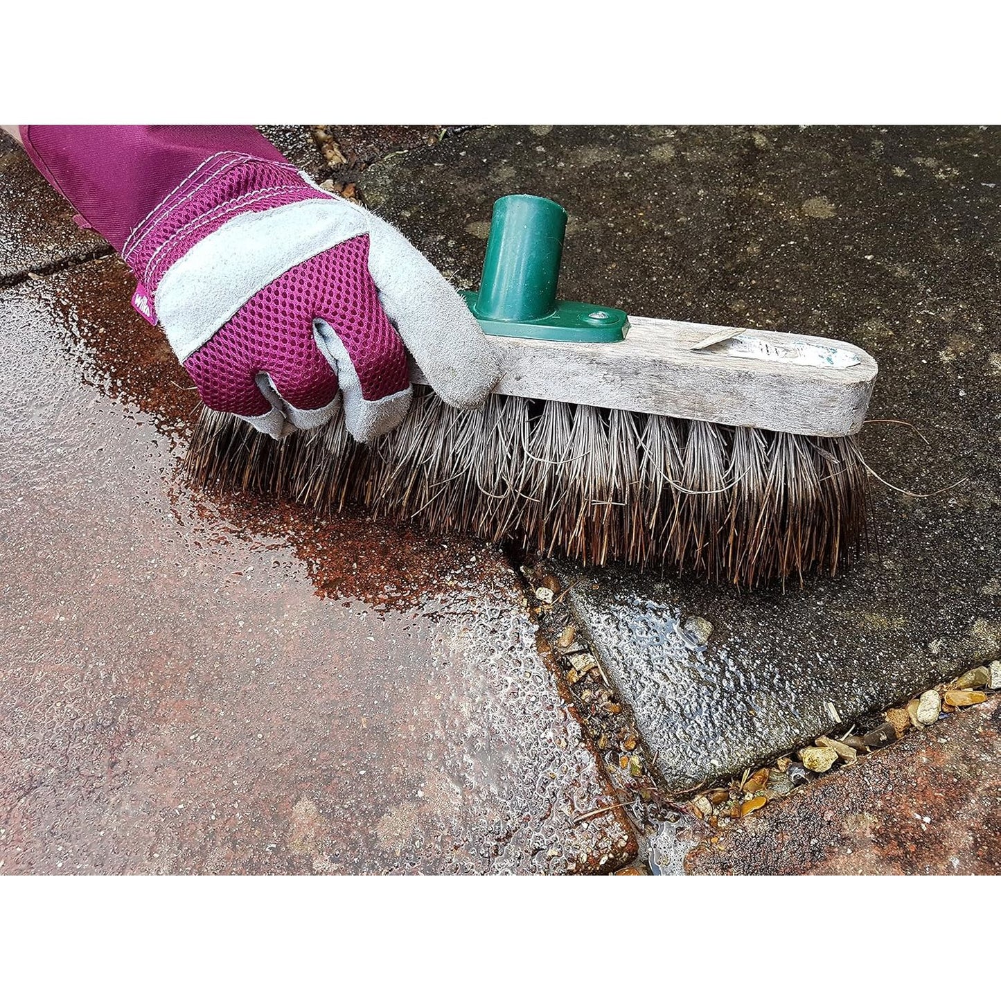 Nettoyant concentré pour allées et terrasses Defenders 2L