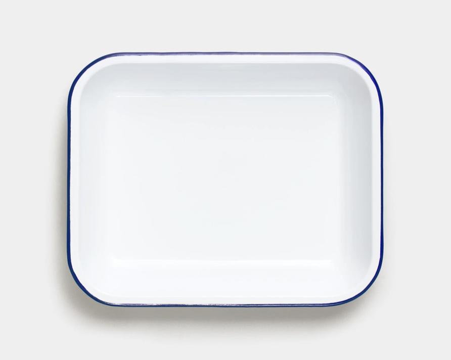 Falcon Enamel Bakepan - Traditional White