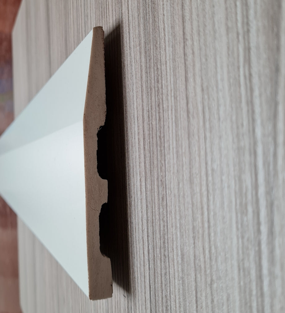 Emafyl White Chamfored Skirting Board