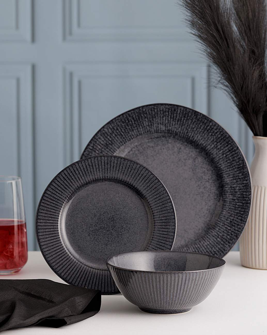 Mason Cash Reactive Linear Black Side Plate