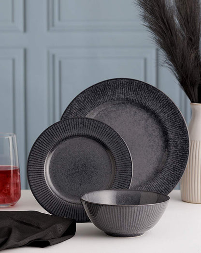 Mason Cash Reactive Linear Black Side Plate