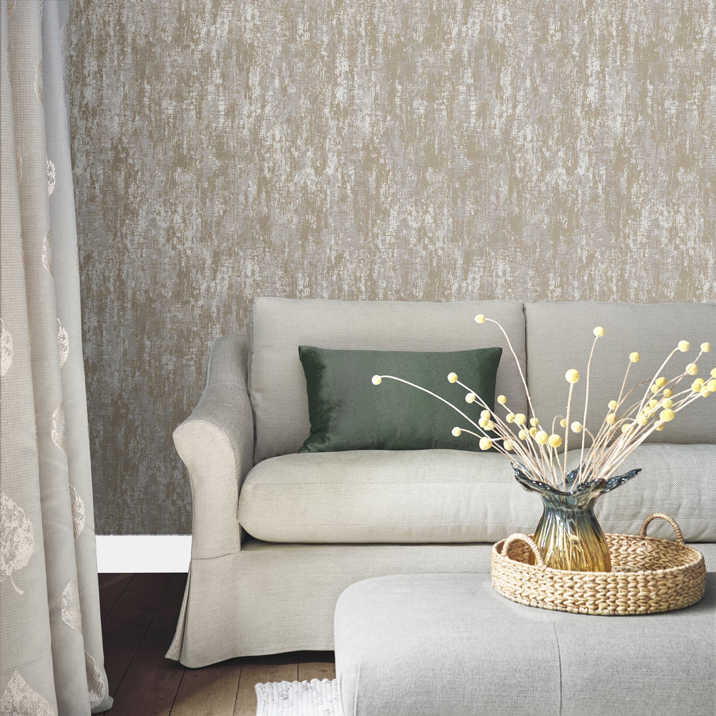 Laura Ashley Whinfell Champagne Wallpaper (114916)
