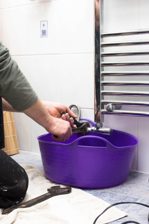 Red Gorilla Flexible Small Shallow Tub