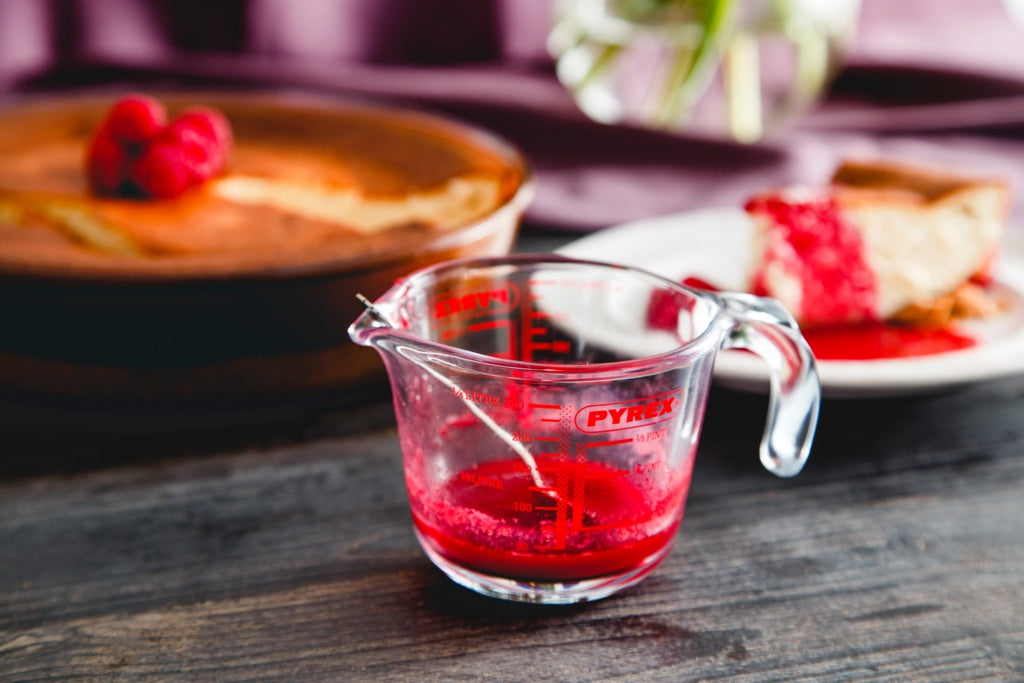 Pyrex Classic Measuring Jug