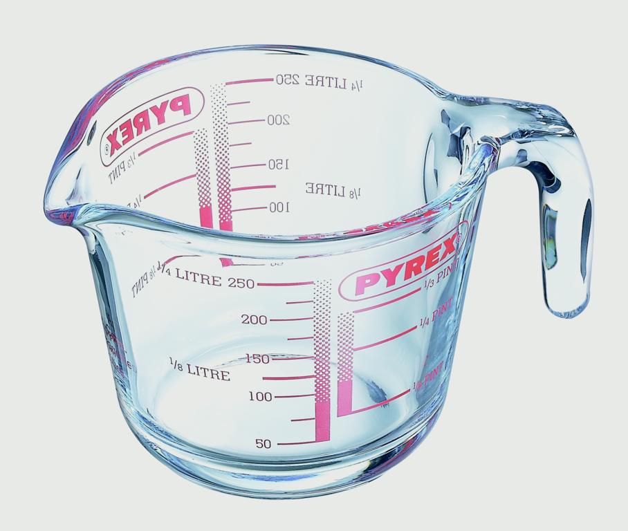 Pyrex Classic Measuring Jug