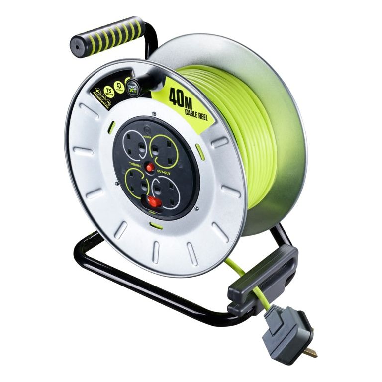 Pro Xt Metal Case Cable Reel 4 Gang