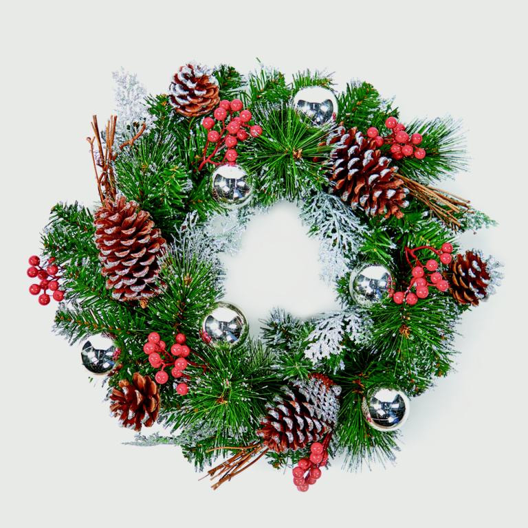 Premier Dressed Wreath