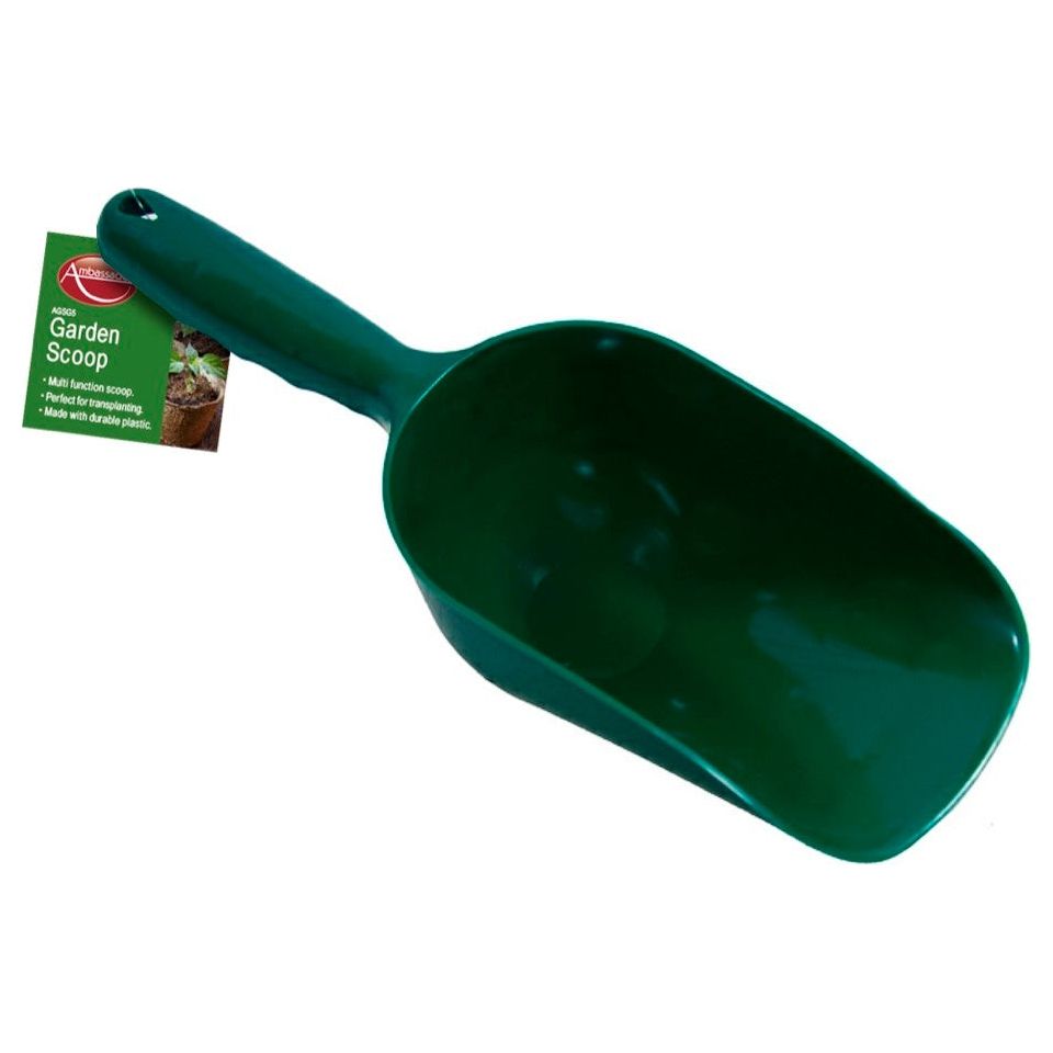 Ambassador Green Garden Scoop