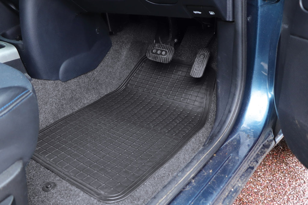Streetwize Promotional Rubber Mat Set Black 4 Piece