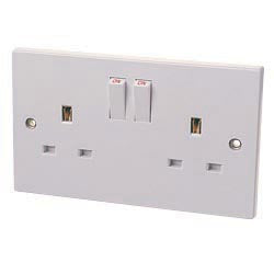 Lyvia Switched Socket 13 Amp 2 Gang