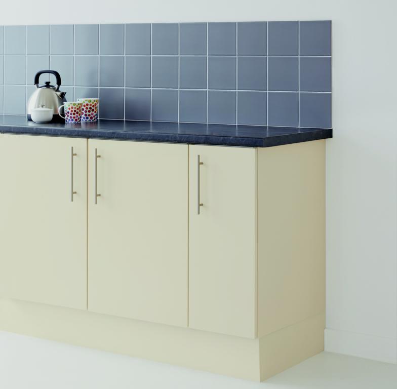 Ronseal One Coat Cupboard Paint 750ml Magnolia Satin