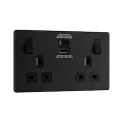 BG 13a 2g Plastic Switched Socket With 2 USBs