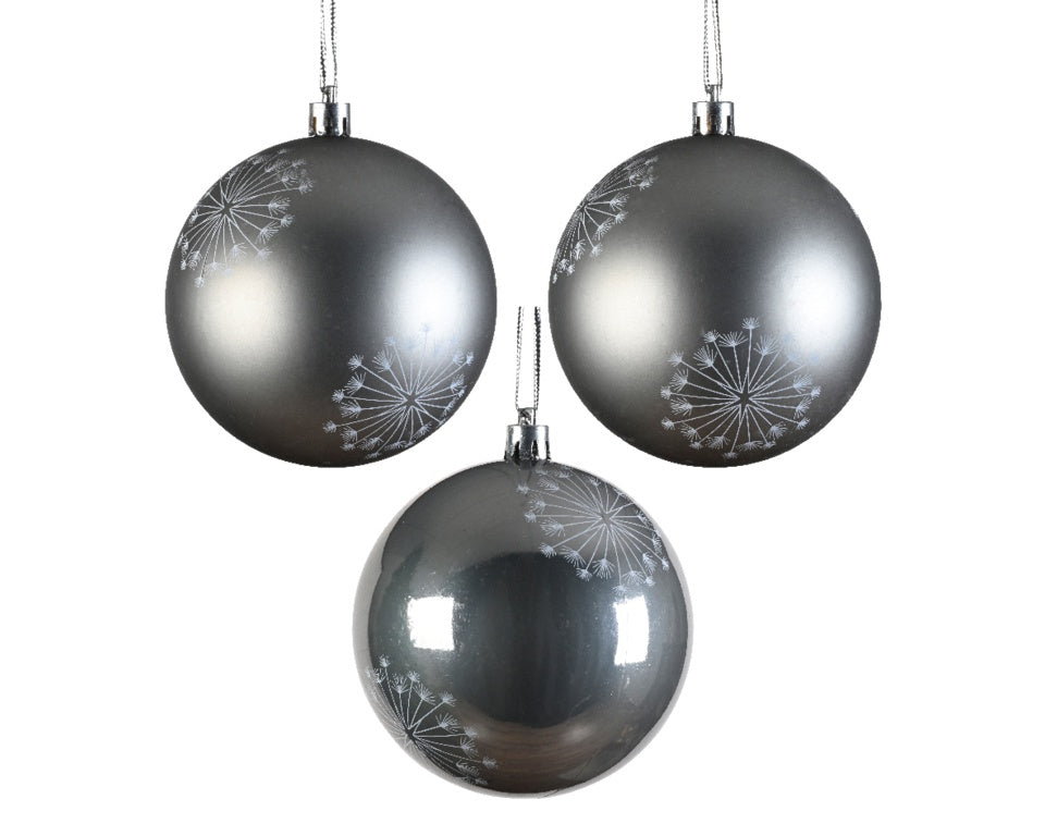 Kaemingk Shatterproof Shiny or Matt Bauble 8cm