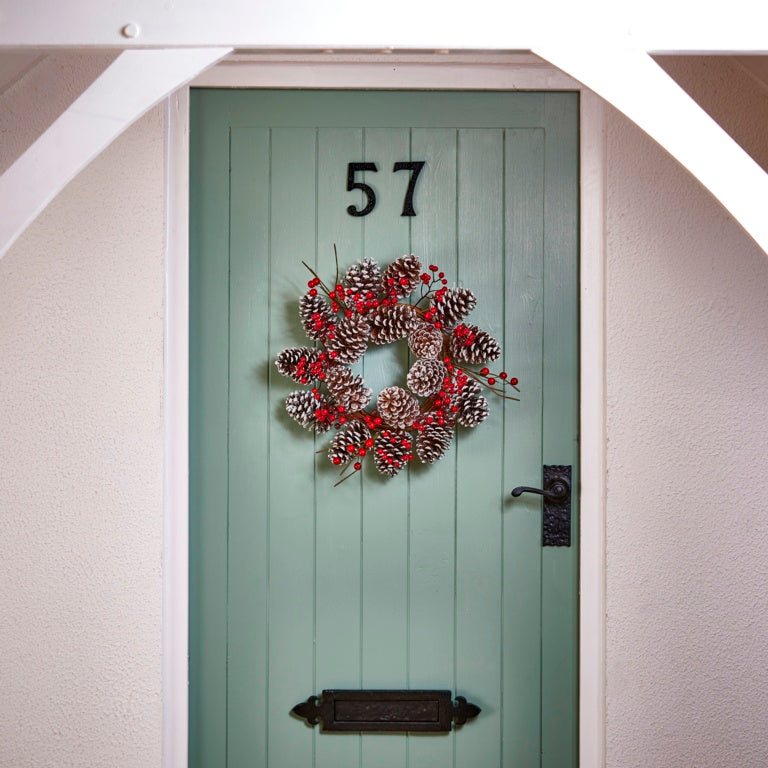 Premier Cone & Twig Wreath