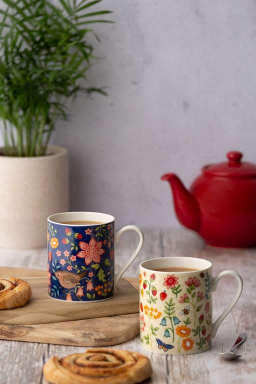 Taza de porcelana fina con diseño de flores silvestres de Price &amp; Kensington