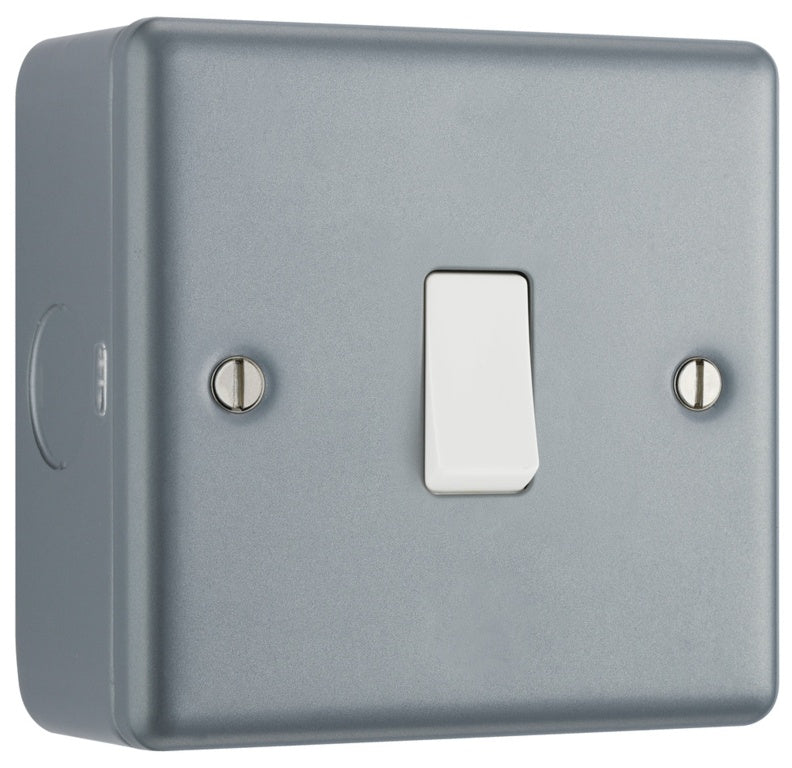 Masterplug Metal Clad Single Socket 16a x 2 Way