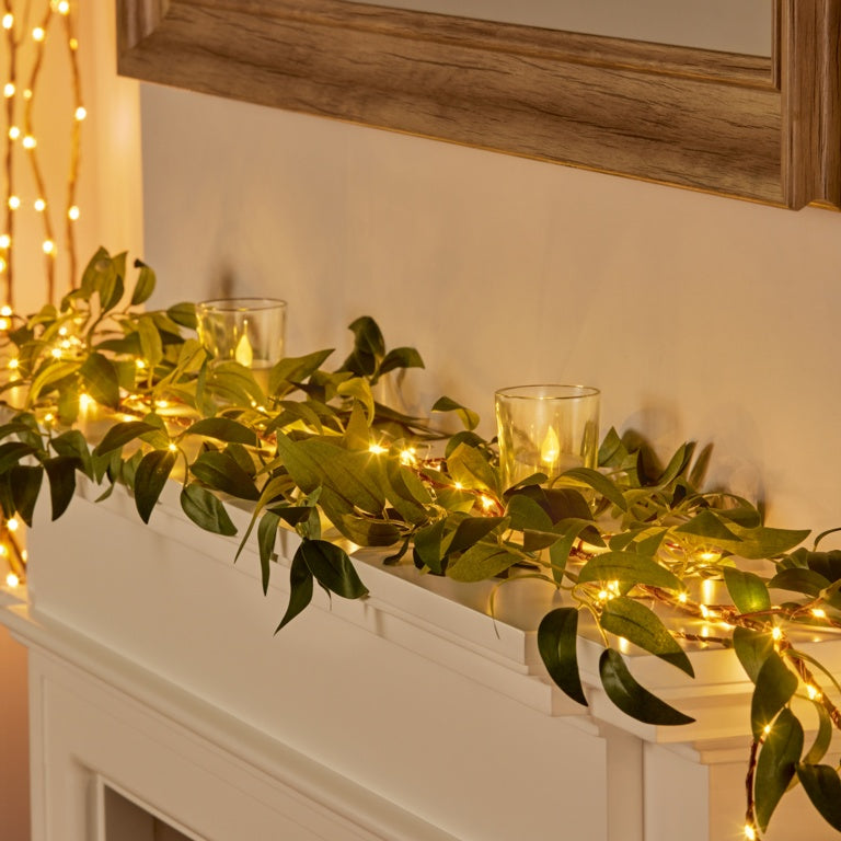 Premier Green Leaf Garland 80 Warm White LEDs