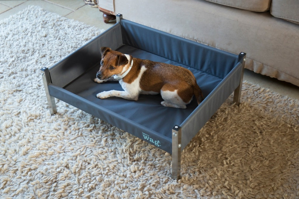 Henry Wag Elevated Dog Bed