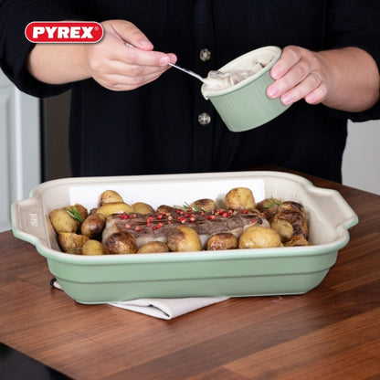 Pyrex Rectangular Roaster Green Sage