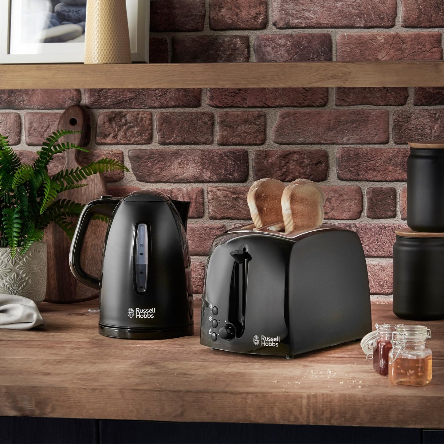 Russell Hobbs Textures Toaster Black
