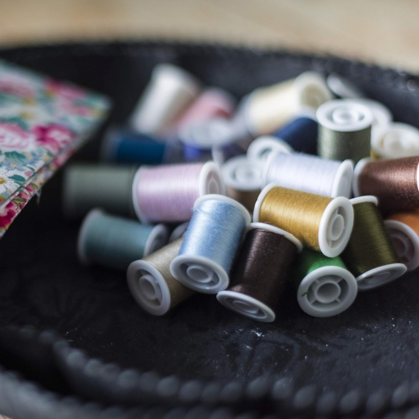 Korbond Colour Sewing Thread Set