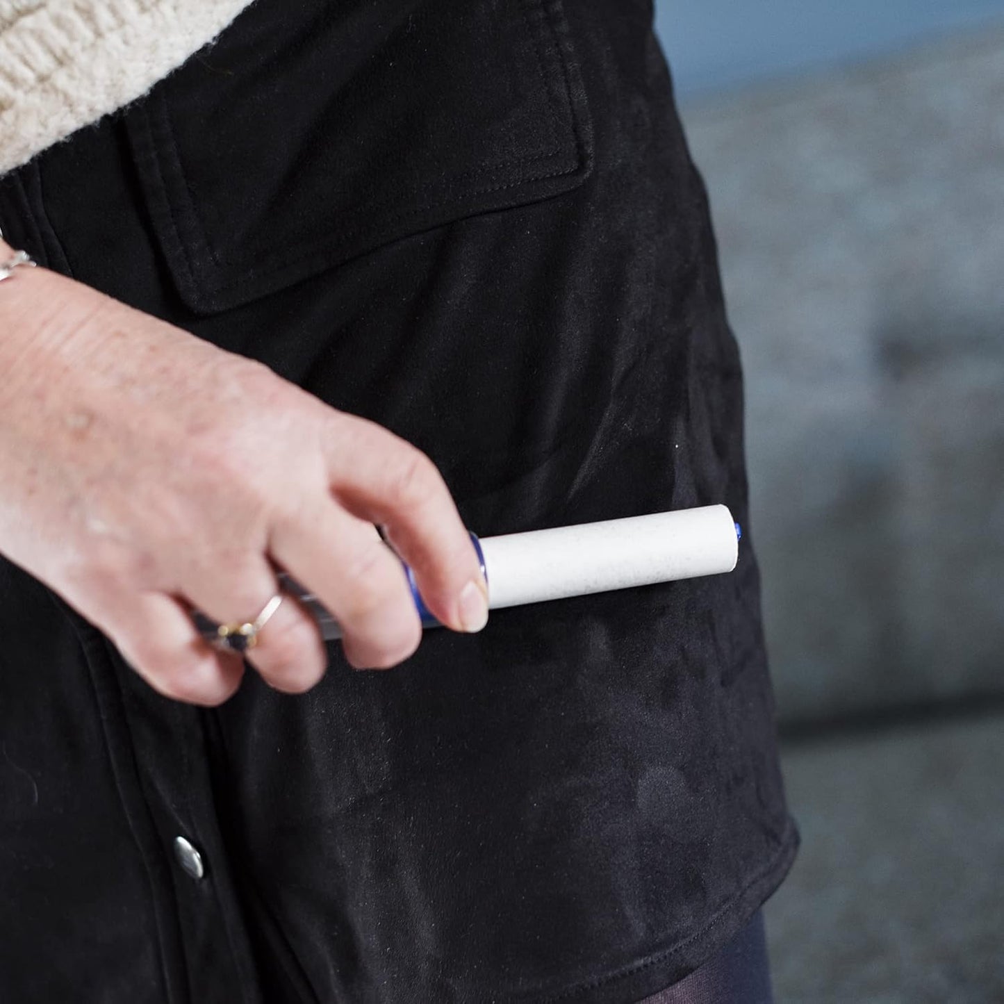 Korbond Compact Lint Roller & Refills