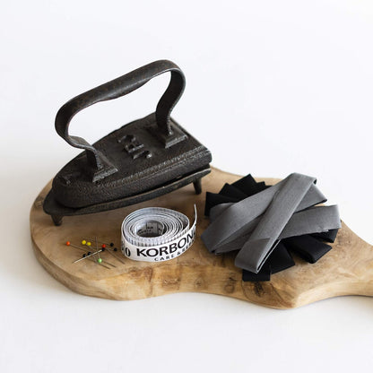 Korbond Hemming Tape Black & Grey 6m