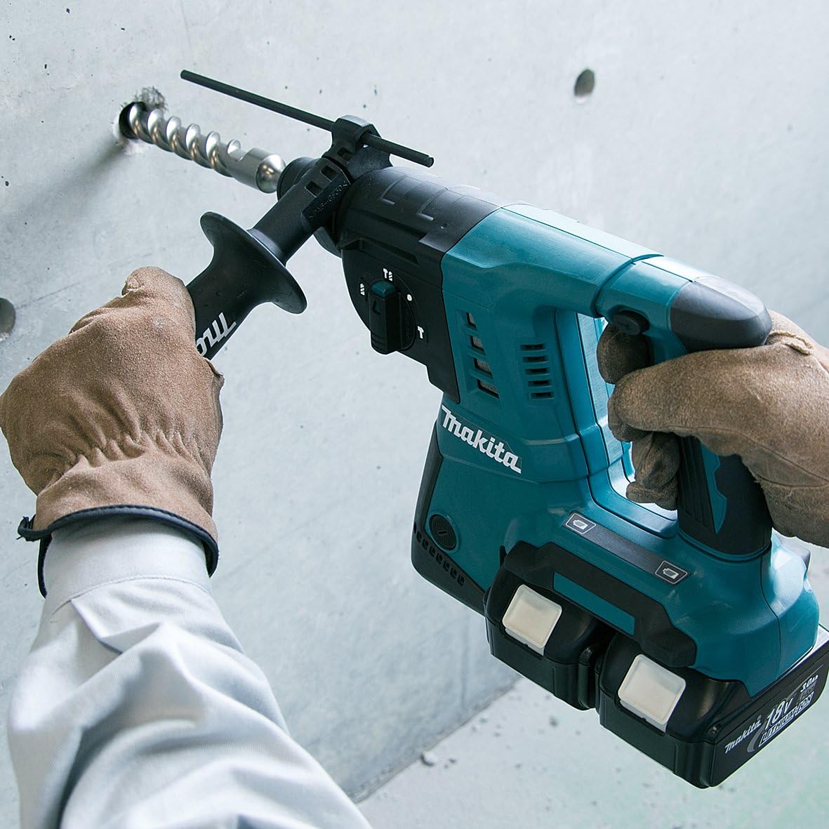 Makita Lxt Brushless Rotary Hammer 26mm Bare Unit 18v