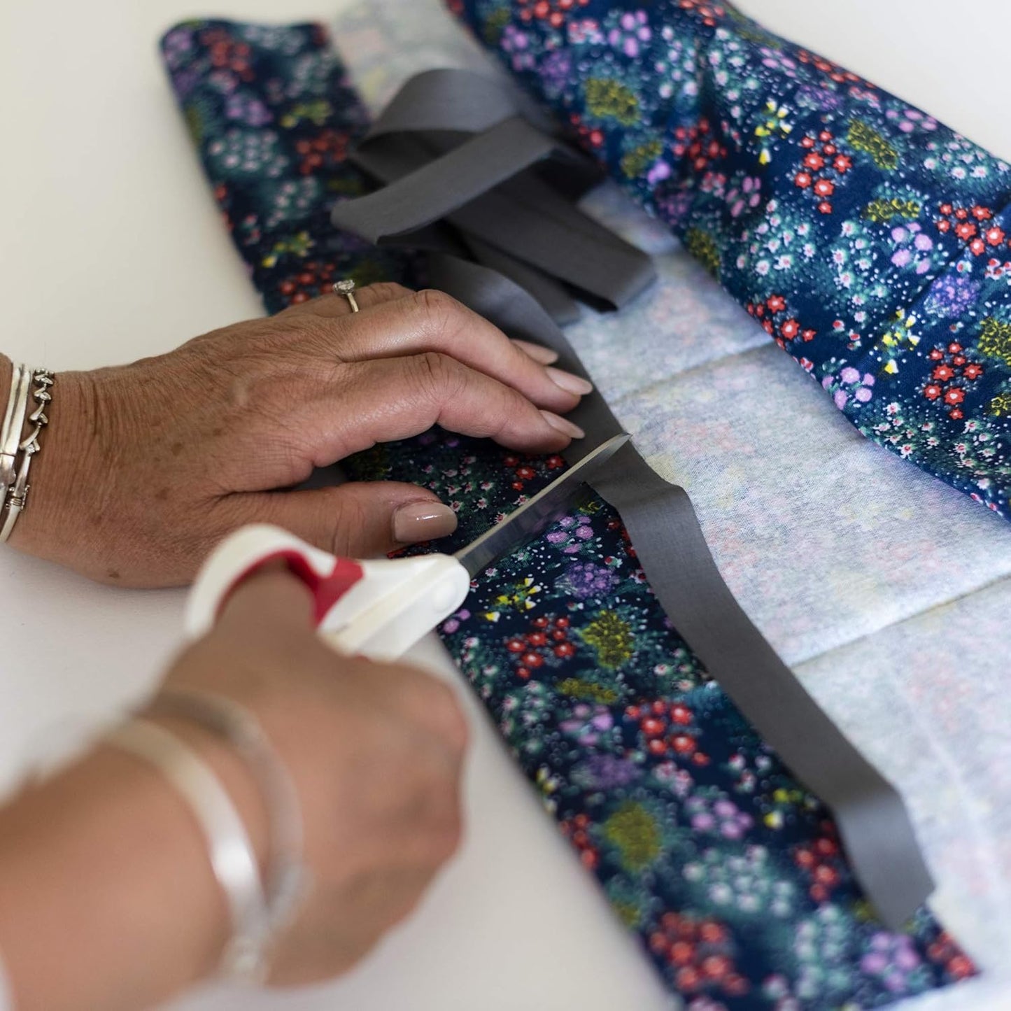 Korbond Hemming Tape Black & Grey 6m