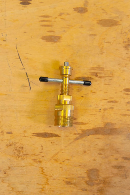 Monument Olive Puller