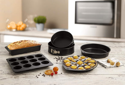 Pyrex Magic Cake Pan