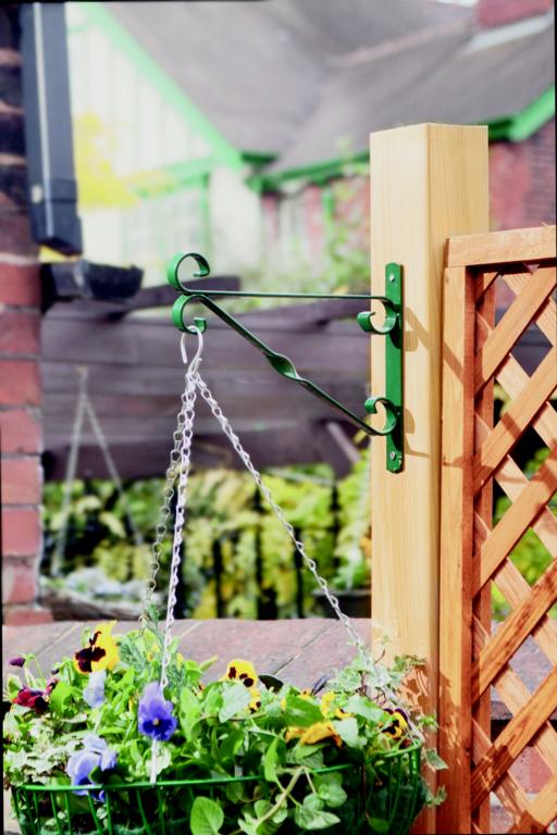 Ambassador Hanging Basket Bracket