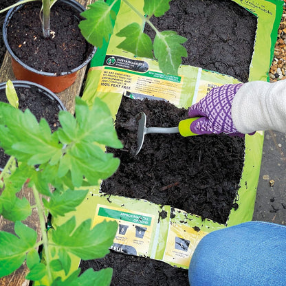 Miracle-Gro® Fruit & Vegetable Peat Free Compost