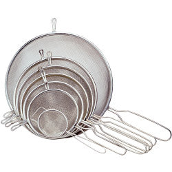 Chef Aid Metal Strainer 20.5cm dia