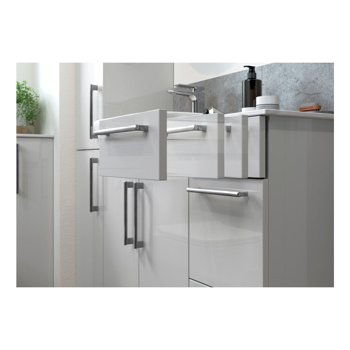 Cedar 1542mm Basin, WC & 1 Door Unit Pack (RH) - White Gloss