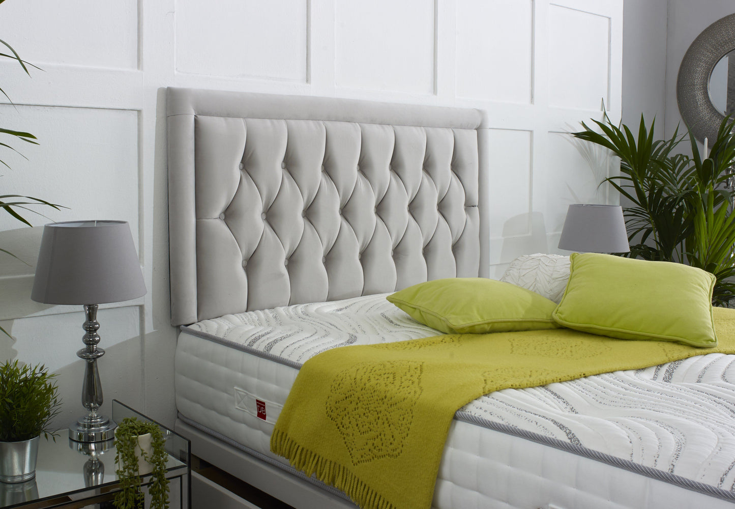 Windsor Divan Bed Set with Button Headboard