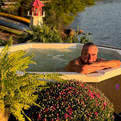 Canadian Spa Muskoka 14-Jet 4-Person Spa