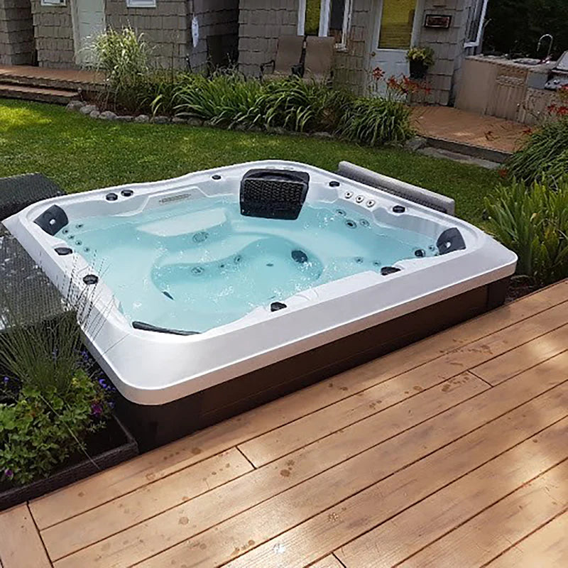 Canadian Spa Kingston AI Hot Tub | 6-Person 55-Jet