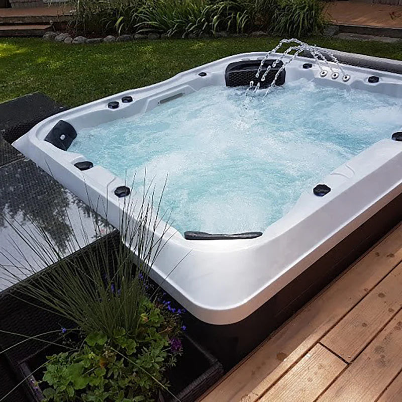 Canadian Spa Kingston AI Hot Tub | 6-Person 55-Jet