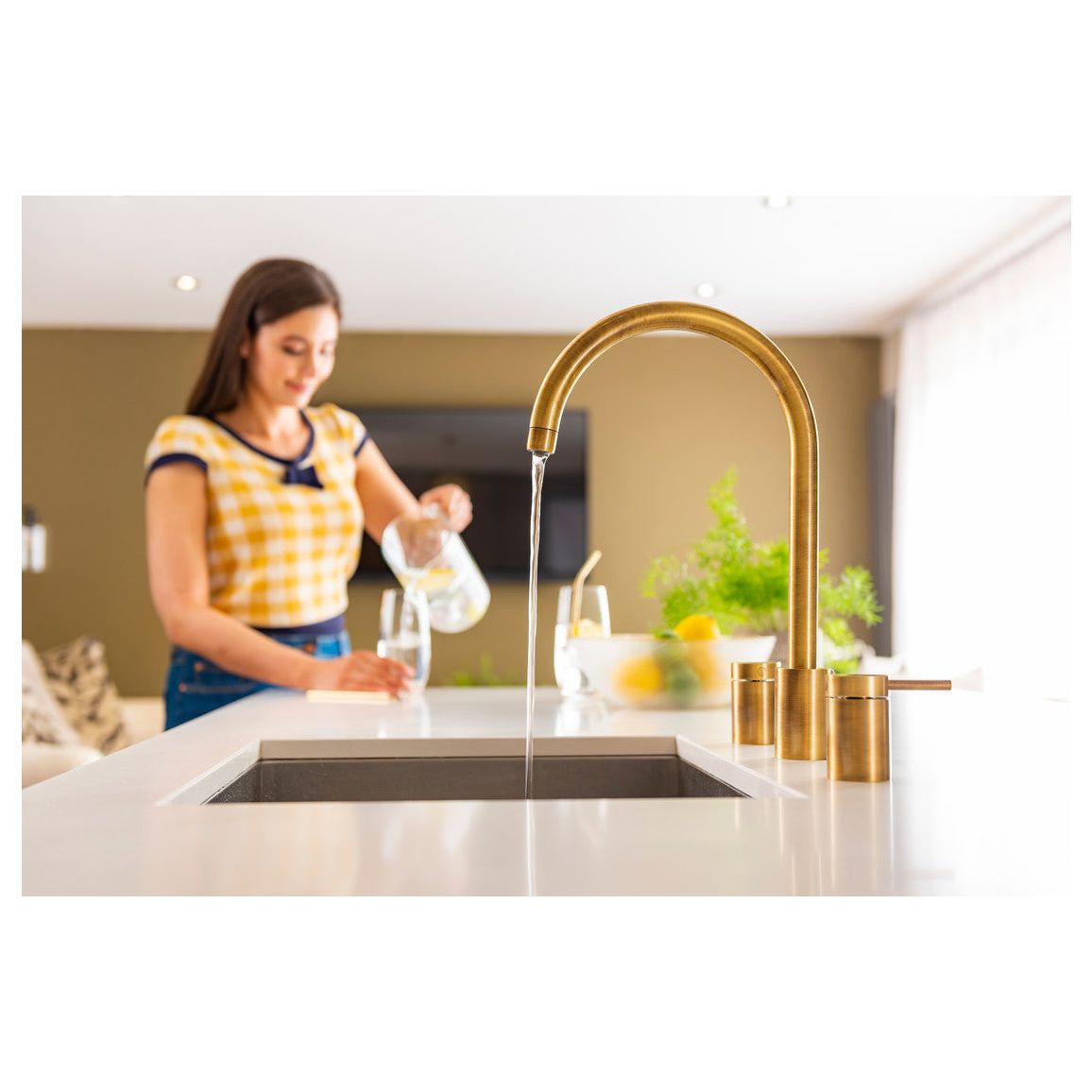 Abode Profile 4 IN 1 3 Part Tap & Proboil.4E Tank - Antique Brass