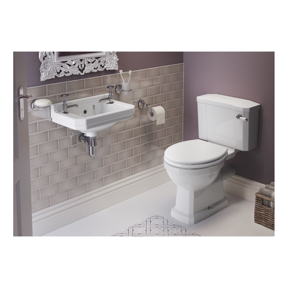 Bonny Close Coupled WC & Satin White Wood Effect Seat