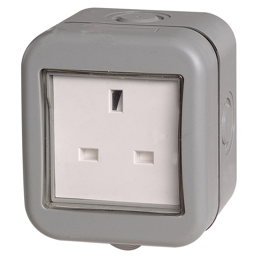 BG Weatherproof IP55 13Amp Unswitched 1 Gang Socket