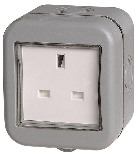 BG Weatherproof IP55 13Amp Unswitched 1 Gang Socket