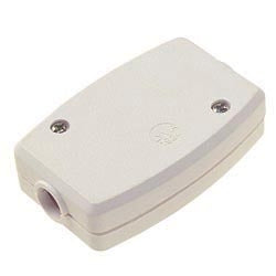 Conector fijo Dencon, 13A, 3 terminales, preempaquetado, blanco