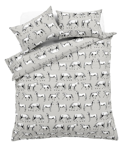 Horses Design Cotton Rich Duvet Set with Bold Colours and Luxurious Comfort Elegant Breathable Durable Bedding with Pillow Cases Available in Single and Double Sizes by OLIVIA ROCCO